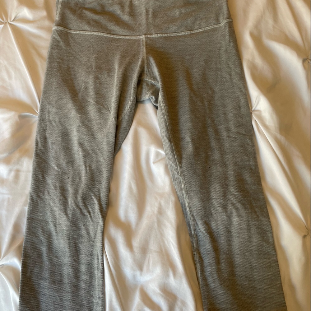 Grey lululemon leggings